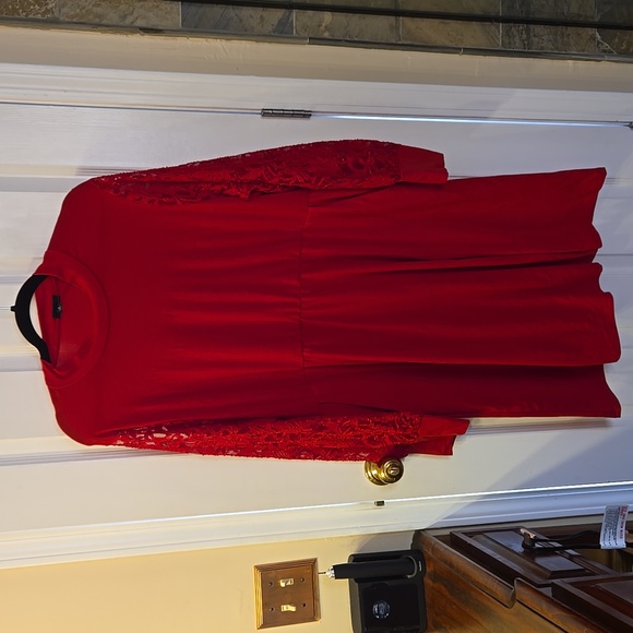 Red Torrid Dress Size 2 - Picture 2 of 6